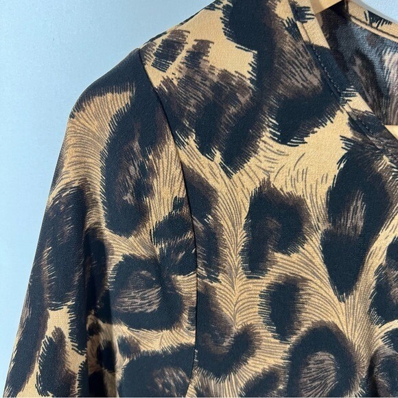 HOT IN HOLLYWOOD Leopard Dress Size Medium - Picture 4 of 10